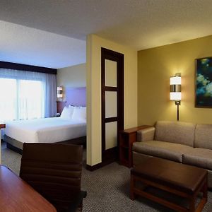 Upper Floors King Room
